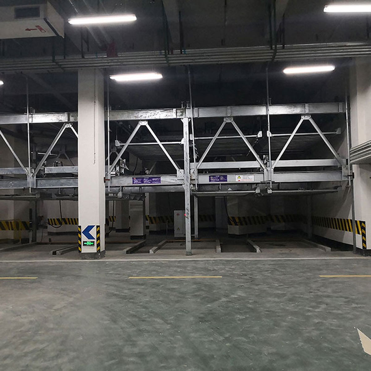 巴州PSH3三層升降橫移類立體停車場設備